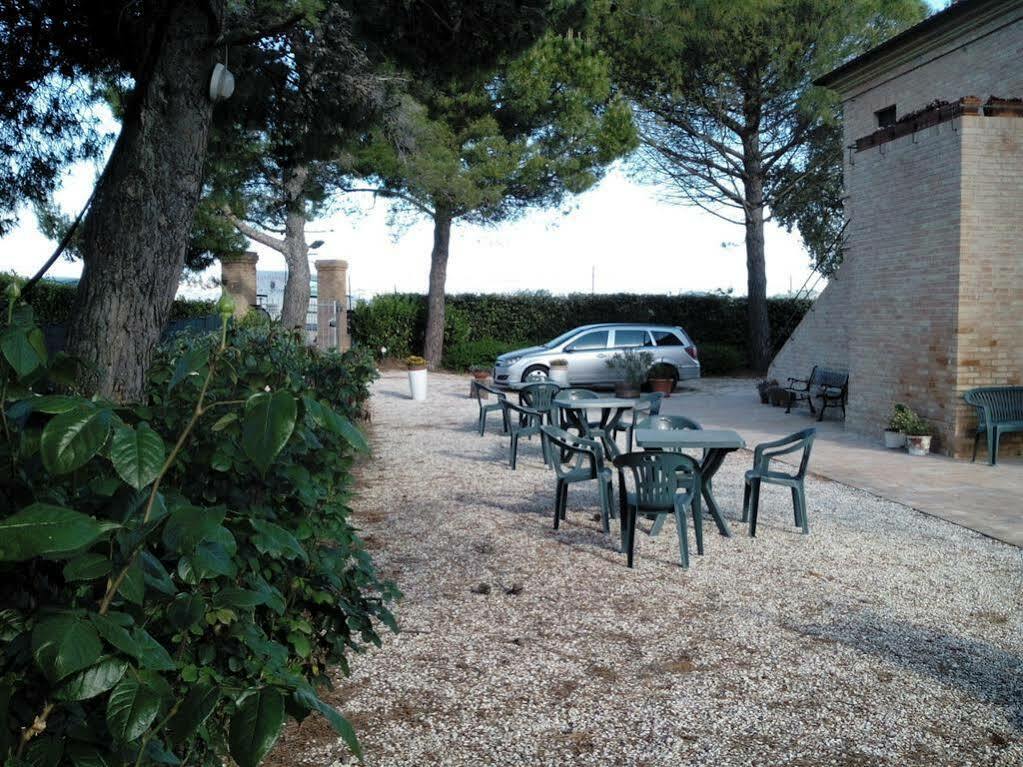Agriturismo La Fonte Di San Girio Pension Potenza Picena Buitenkant foto
